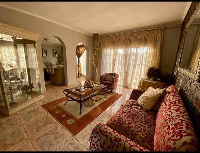 3 BEDROOM HOUSE FOR SALE IN WALDRIFT